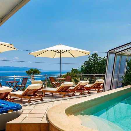 Villa Roses Apartments & Wellness Ичичи Экстерьер фото