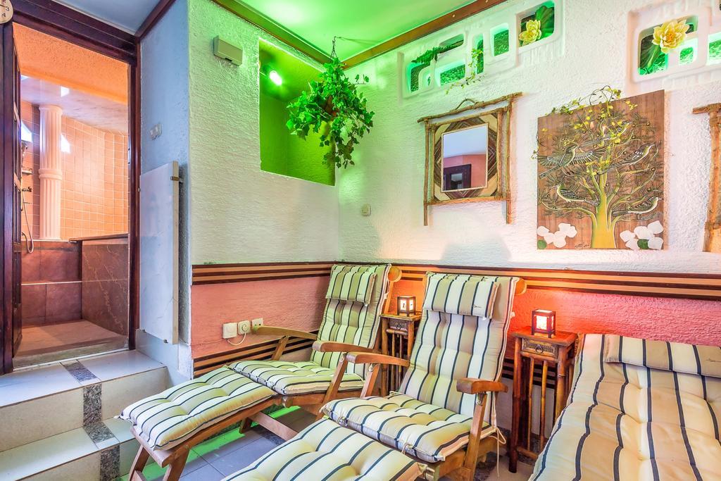 Villa Roses Apartments & Wellness Ичичи Экстерьер фото