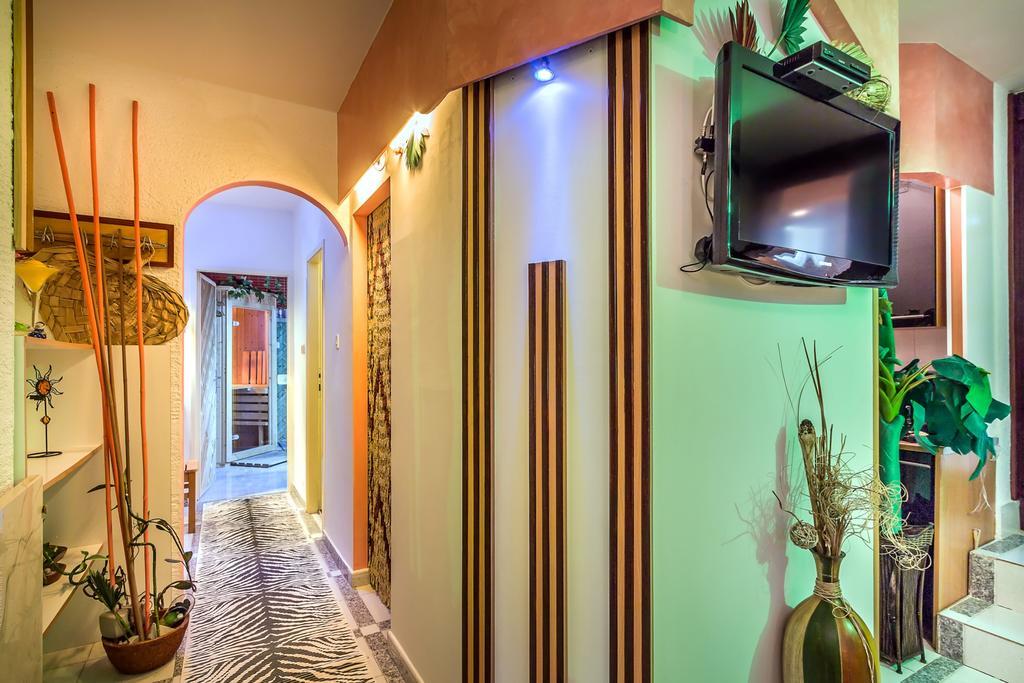Villa Roses Apartments & Wellness Ичичи Экстерьер фото