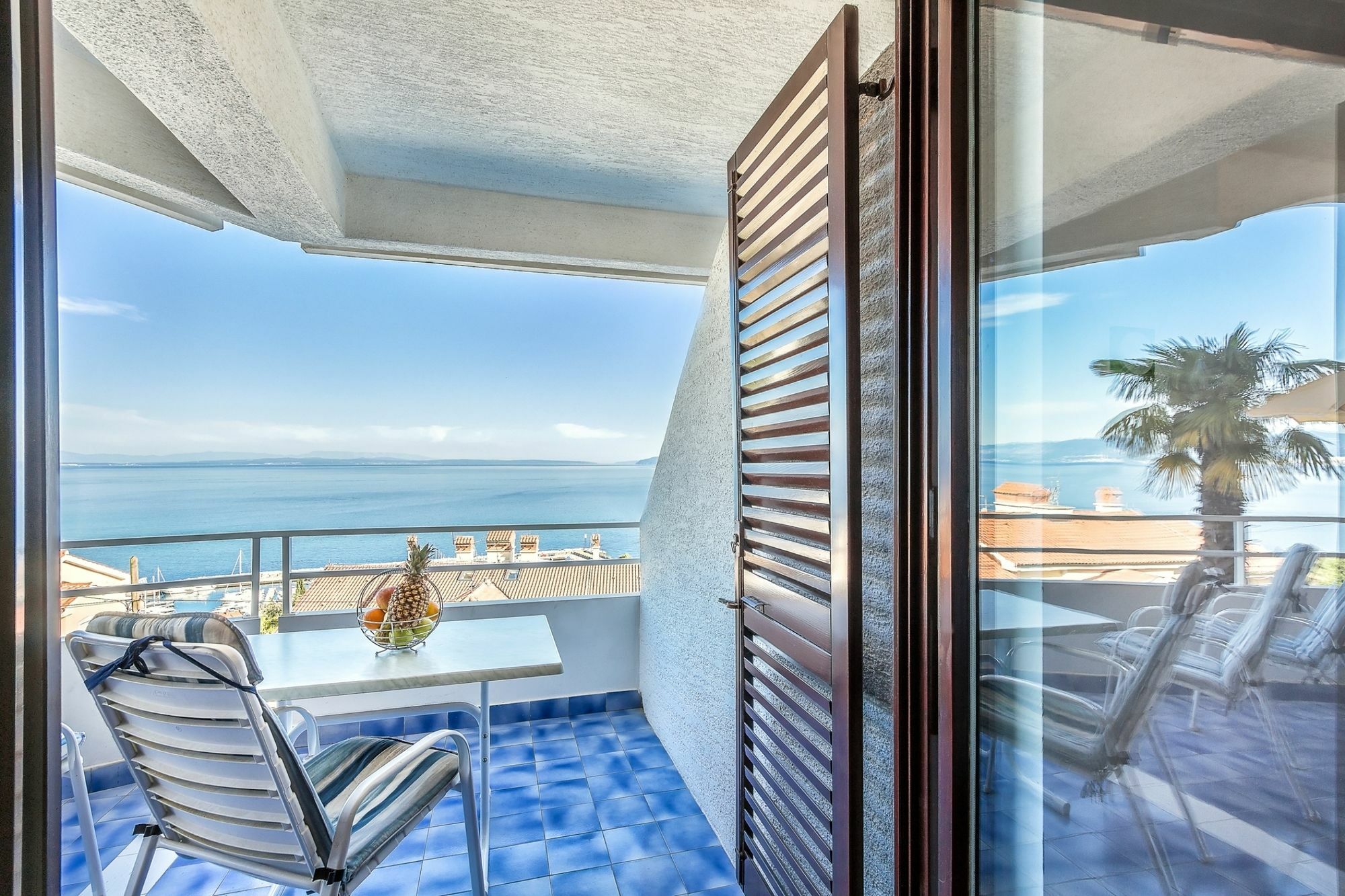 Villa Roses Apartments & Wellness Ичичи Экстерьер фото