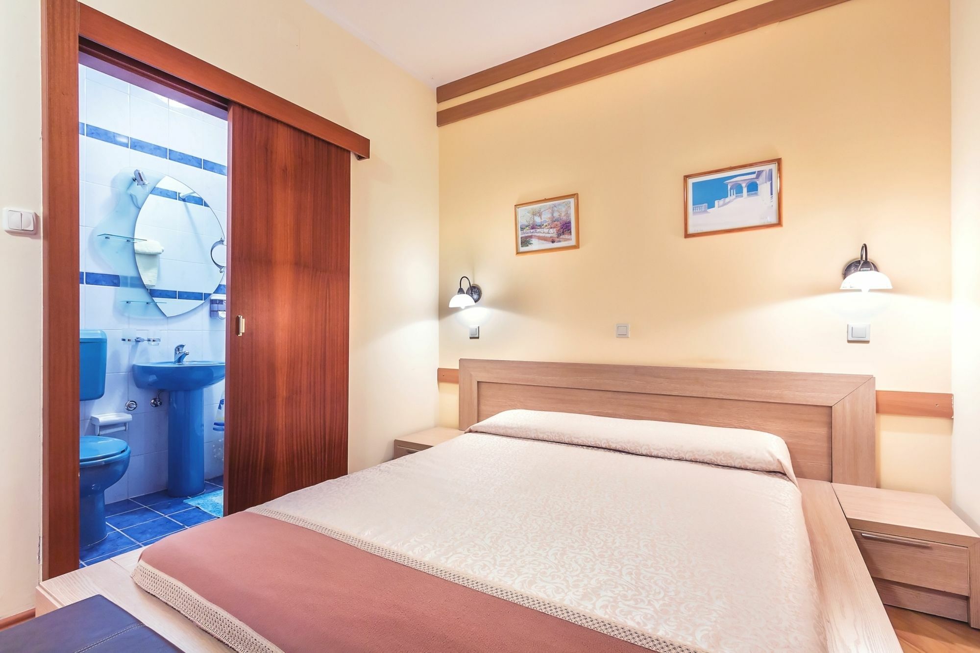 Villa Roses Apartments & Wellness Ичичи Экстерьер фото