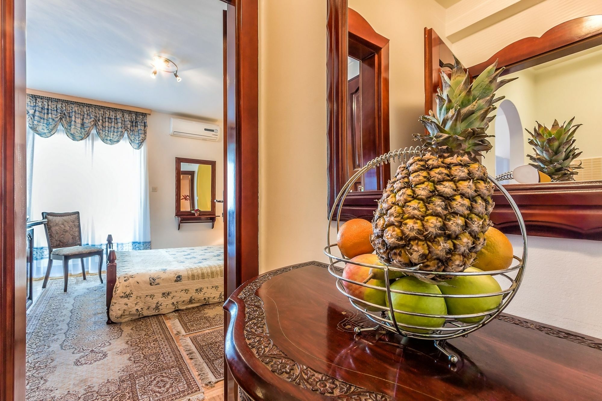 Villa Roses Apartments & Wellness Ичичи Экстерьер фото